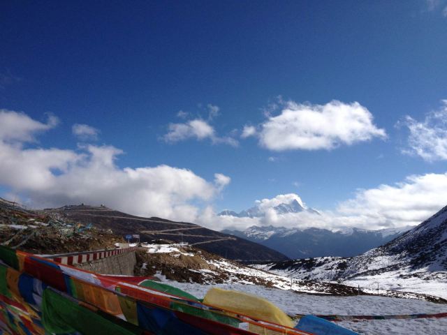 西藏，梦想的圣地，播音稿里的纯净画卷